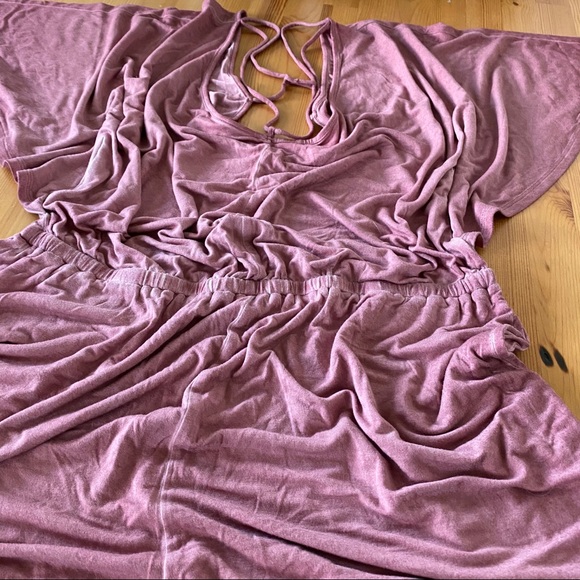 AEO Mauve Oversized Romper - Picture 3 of 16